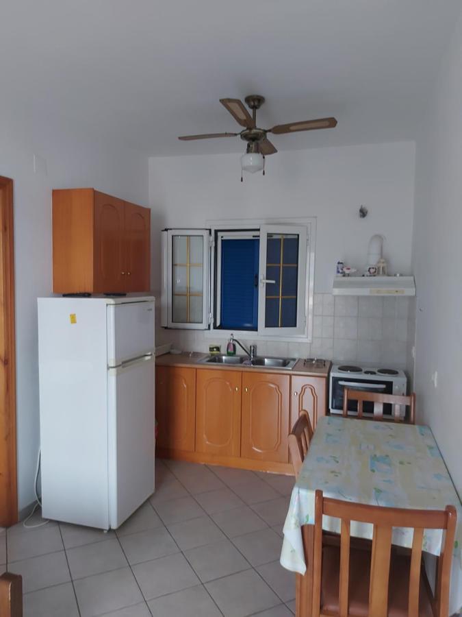 Matina Apartments Tyros Dış mekan fotoğraf