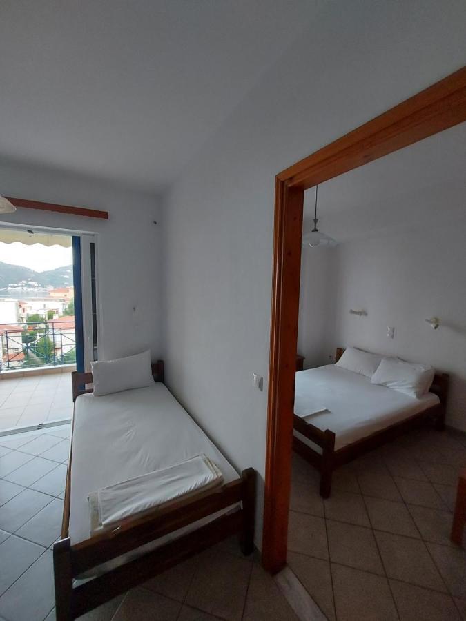 Matina Apartments Tyros Dış mekan fotoğraf