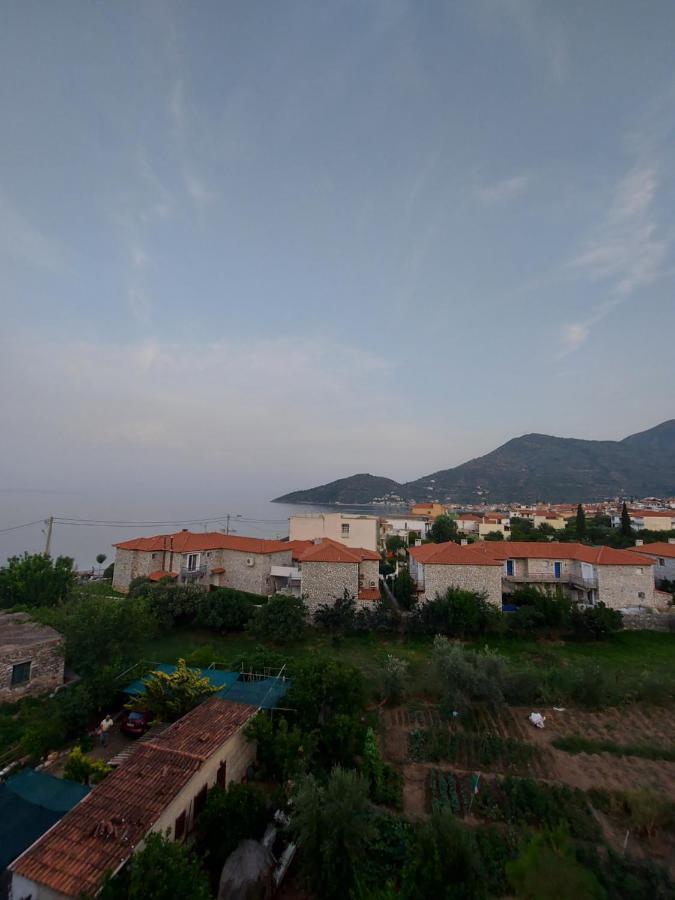 Matina Apartments Tyros Dış mekan fotoğraf