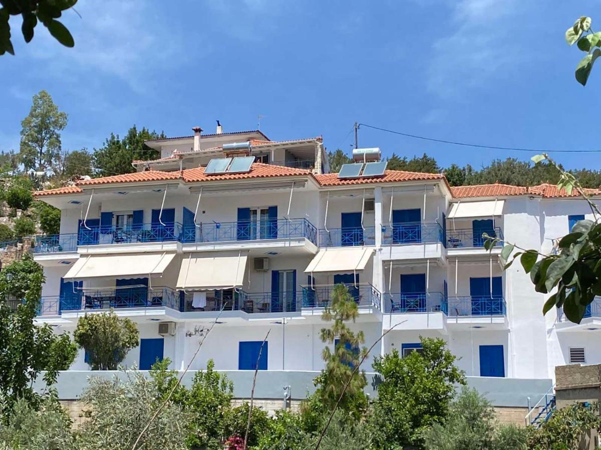 Matina Apartments Tyros Dış mekan fotoğraf