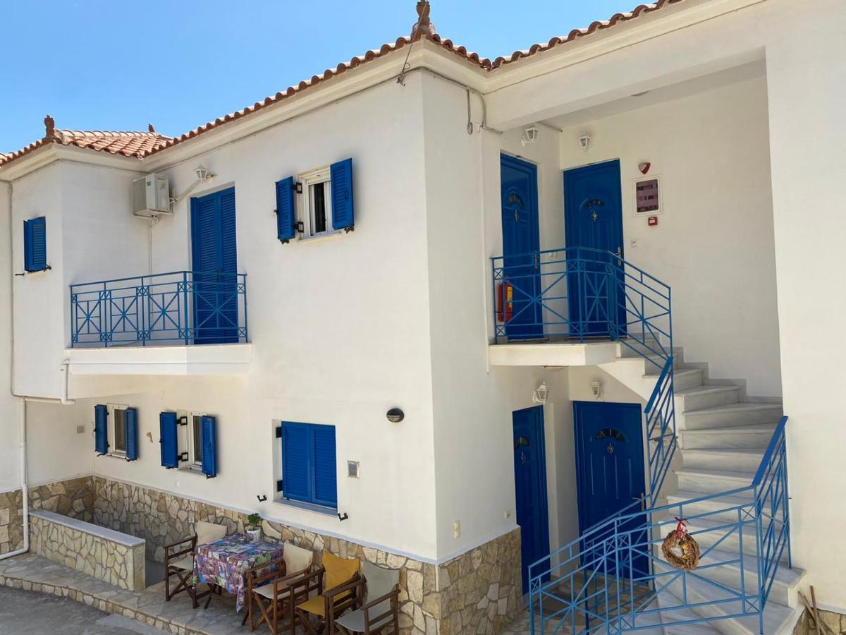 Matina Apartments Tyros Dış mekan fotoğraf